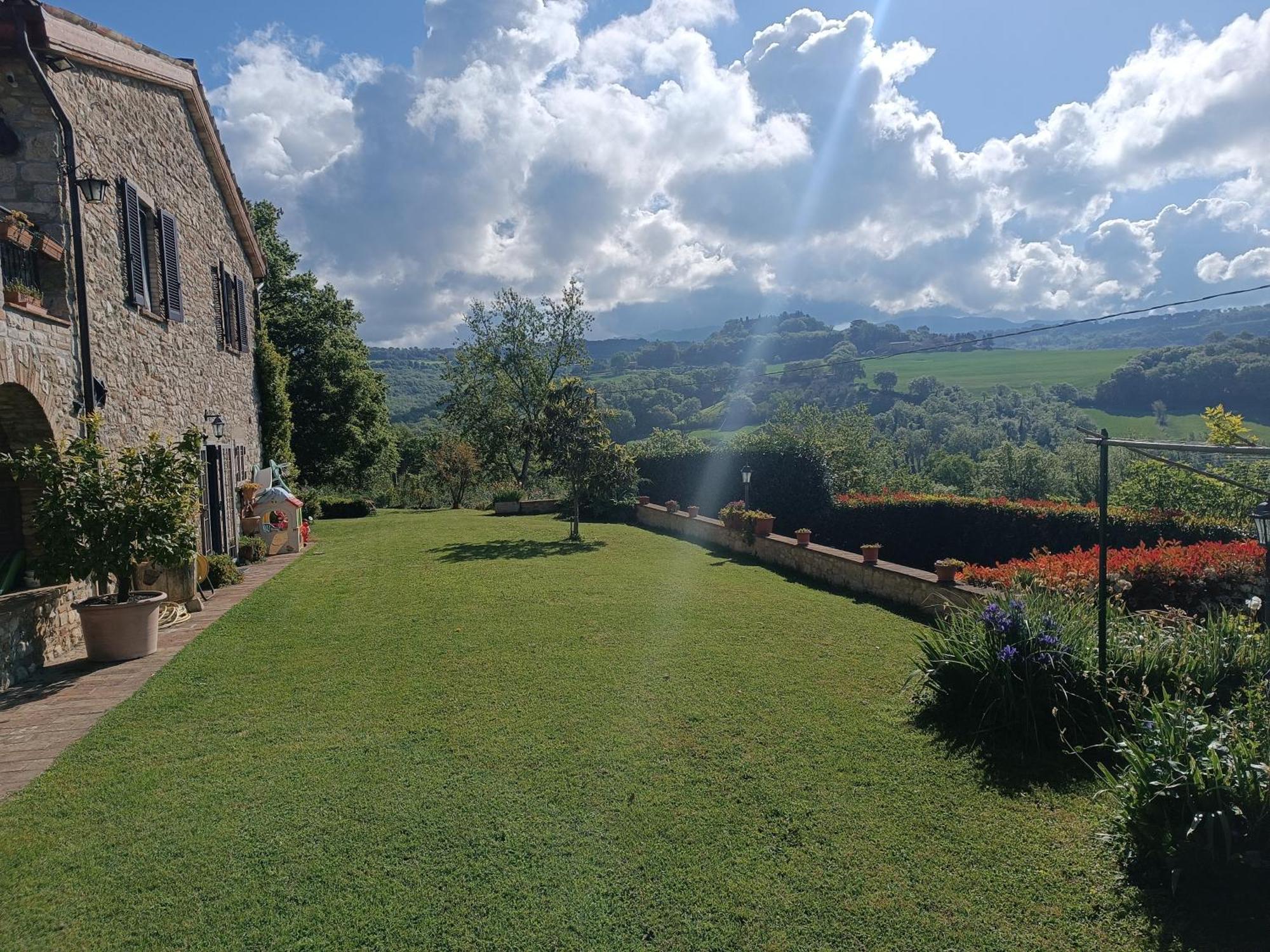 La Piccola Fattoria Villa Todi Ngoại thất bức ảnh